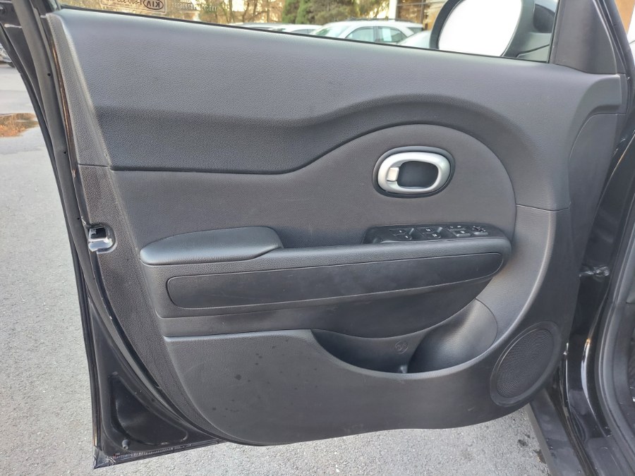 2014 Kia Soul Soul+ photo
