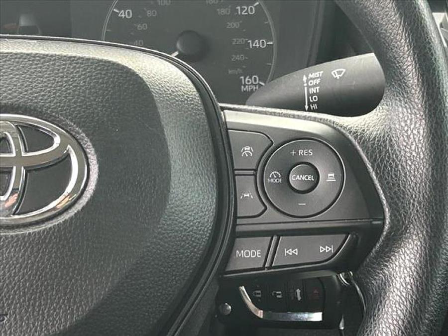 2024 Toyota Corolla LE photo