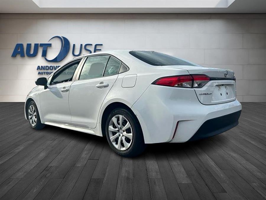 2024 Toyota Corolla LE photo