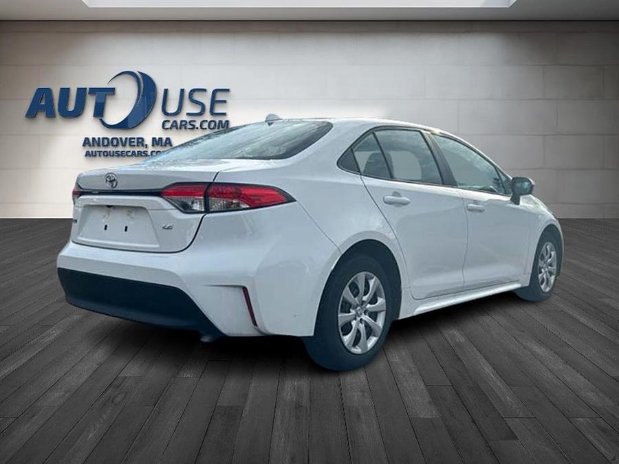 2024 Toyota Corolla LE photo