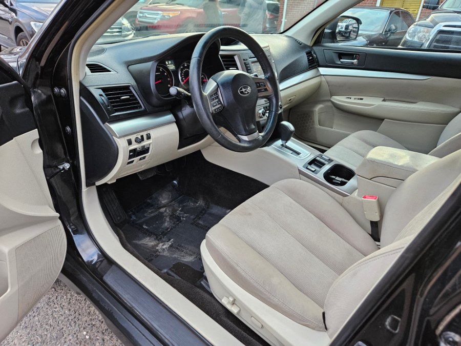 2014 Subaru Outback 2.5i Premium photo