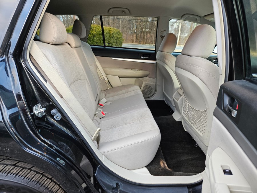 2014 Subaru Outback 2.5i Premium photo