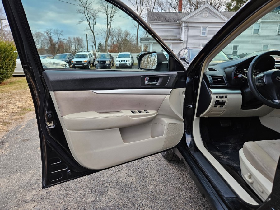 2014 Subaru Outback 2.5i Premium photo