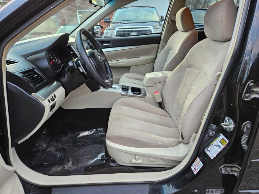 2014 Subaru Outback 2.5i Premium photo