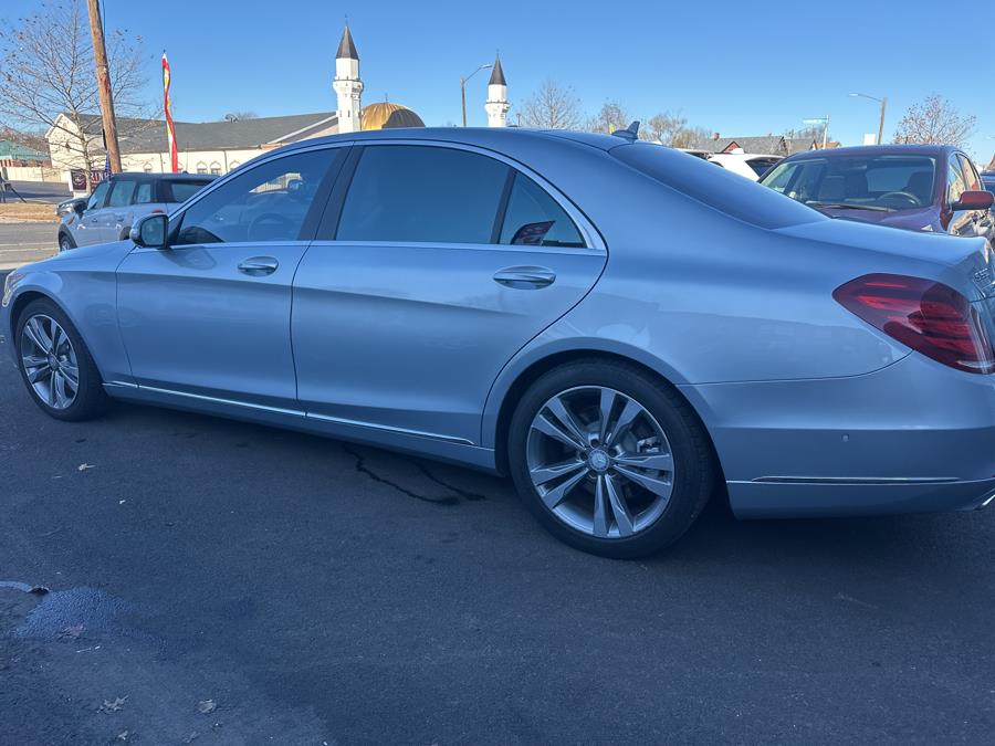 2015 Mercedes-Benz S-Class S550 4MATIC photo