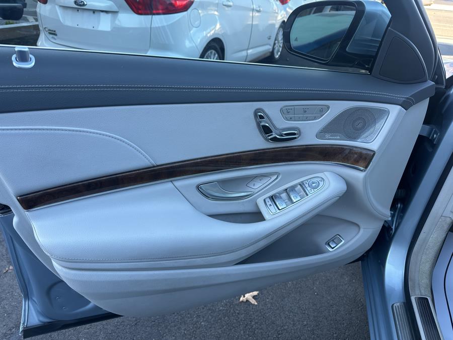 2015 Mercedes-Benz S-Class S550 4MATIC photo