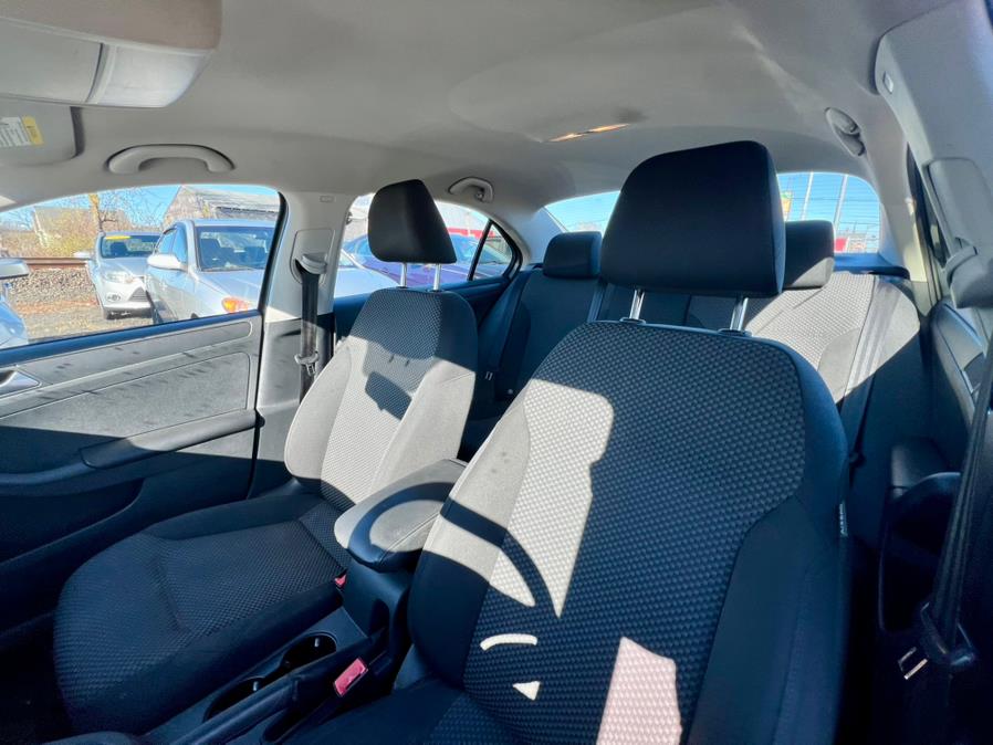 2013 Volkswagen Jetta photo