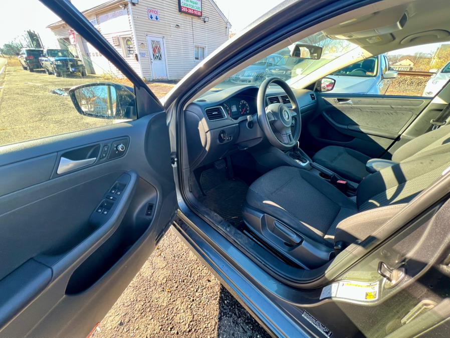 2013 Volkswagen Jetta photo
