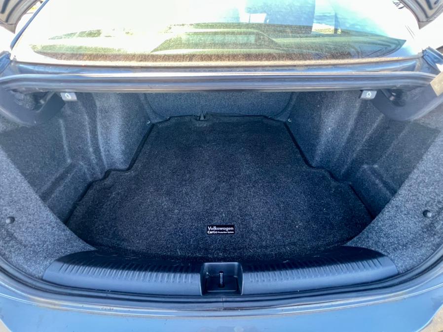 2013 Volkswagen Jetta photo