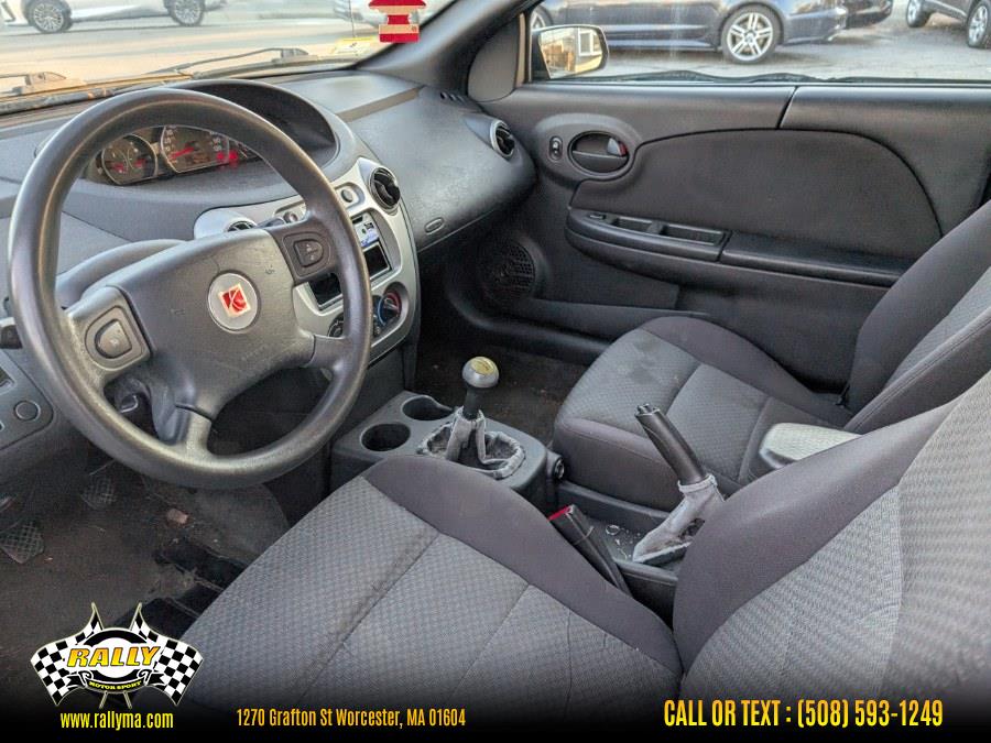 2005 Saturn Ion 2 photo