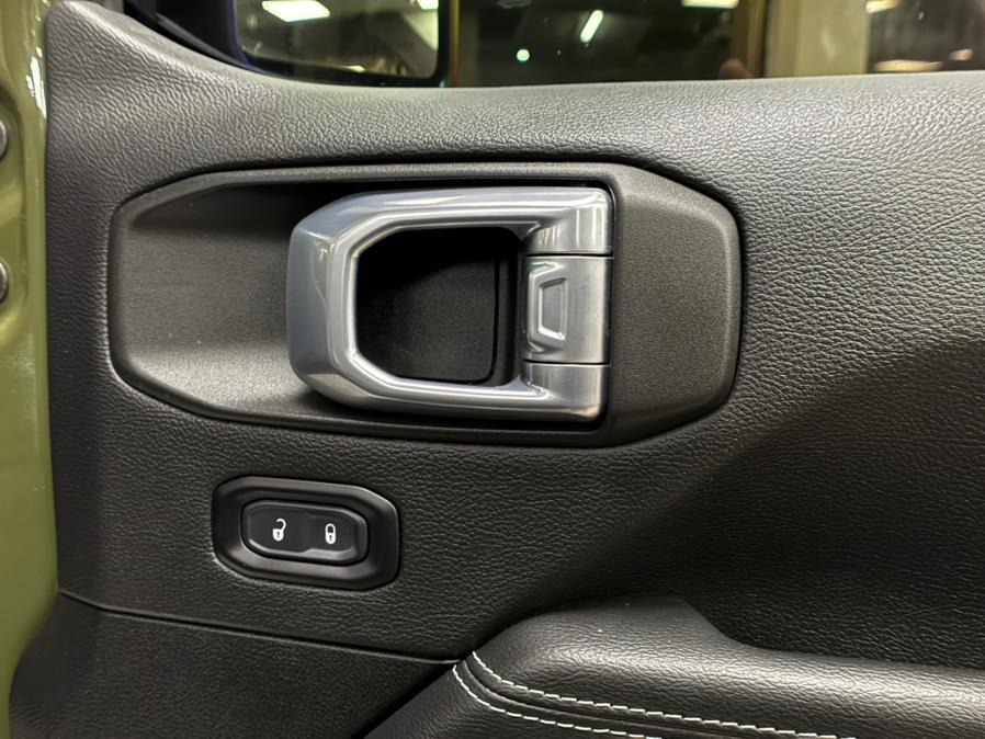2021 Jeep Wrangler Unlimited Sahara 4x4 photo