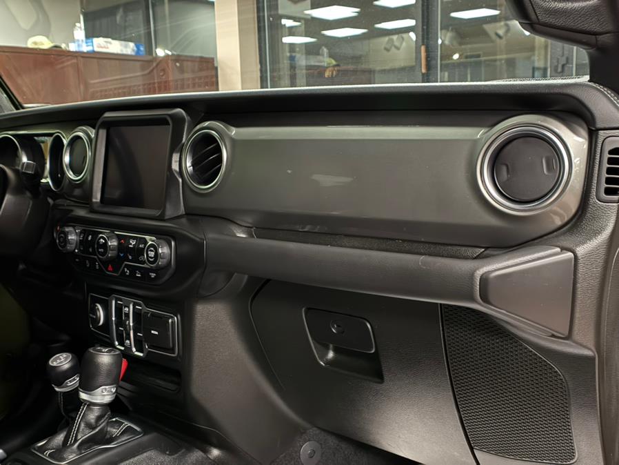 2021 Jeep Wrangler Unlimited Sahara 4x4 photo