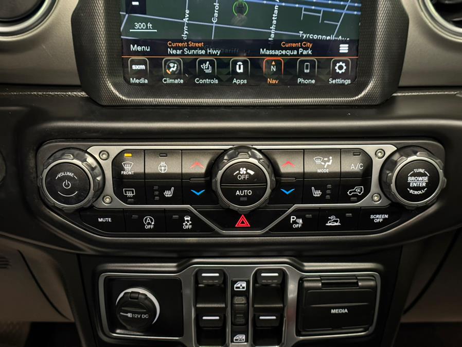 2021 Jeep Wrangler Unlimited Sahara 4x4 photo