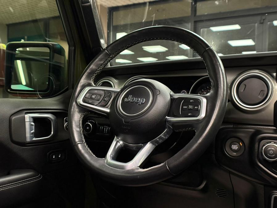 2021 Jeep Wrangler Unlimited Sahara 4x4 photo