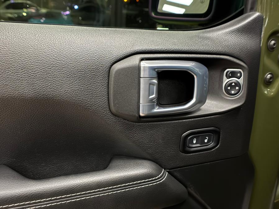2021 Jeep Wrangler Unlimited Sahara 4x4 photo