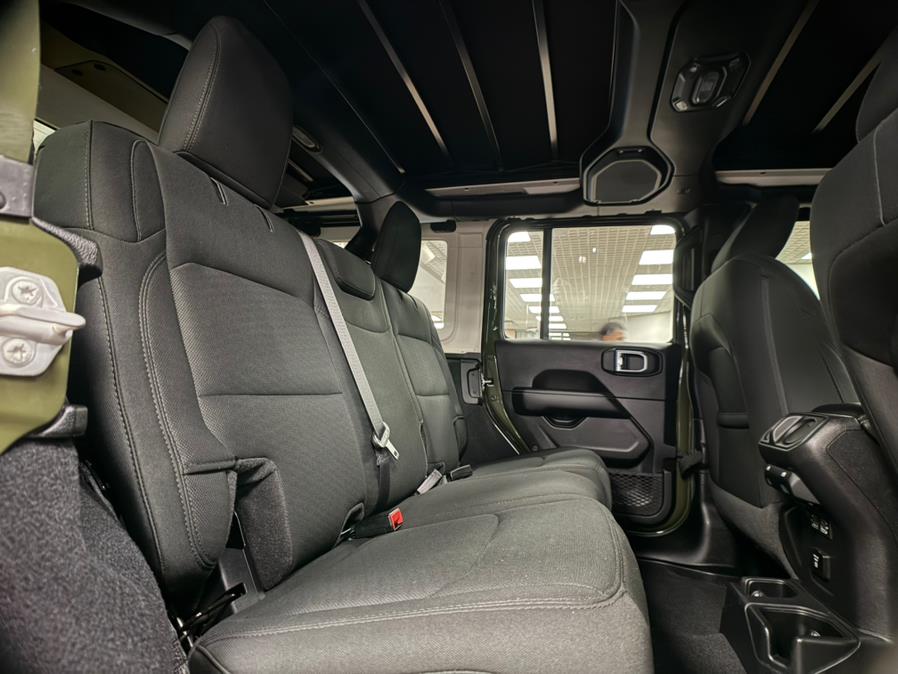 2021 Jeep Wrangler Unlimited Sahara 4x4 photo