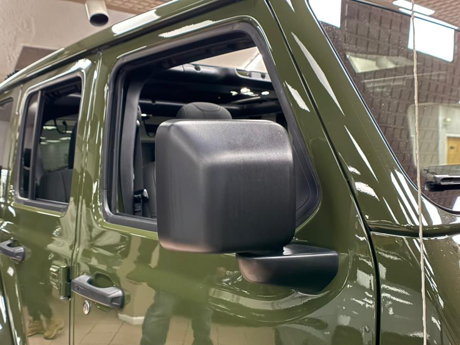 2021 Jeep Wrangler Unlimited Sahara 4x4 photo