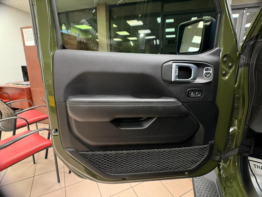 2021 Jeep Wrangler Unlimited Sahara 4x4 photo