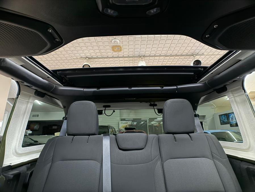 2021 Jeep Wrangler Unlimited Sahara 4x4 photo