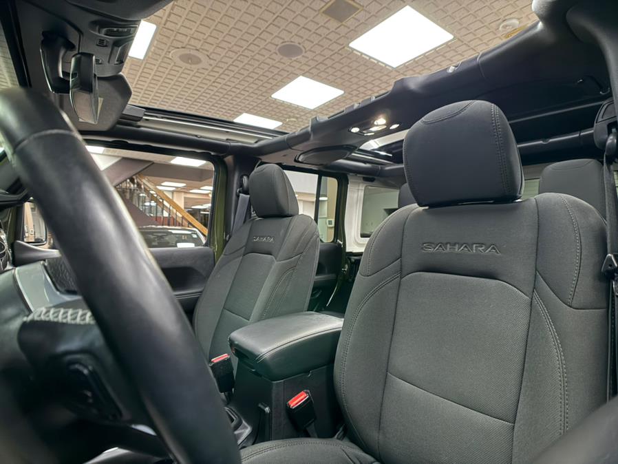 2021 Jeep Wrangler Unlimited Sahara 4x4 photo