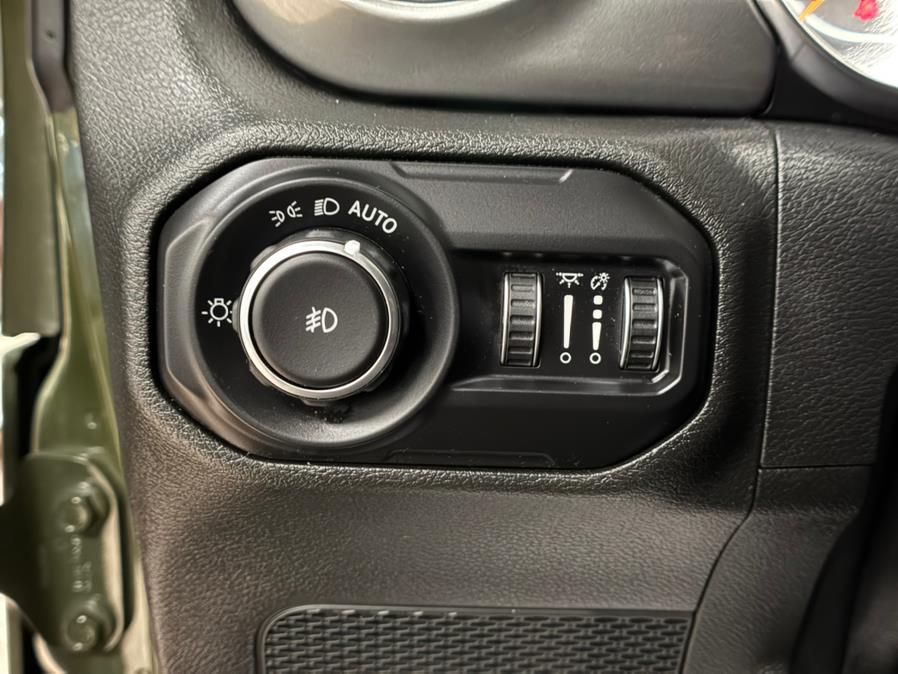 2021 Jeep Wrangler Unlimited Sahara 4x4 photo