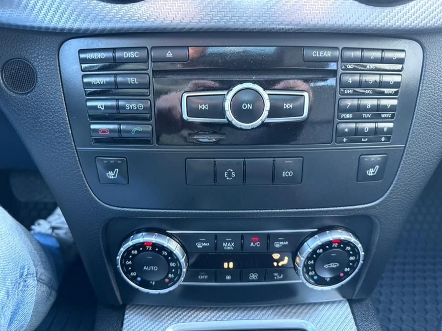 2015 Mercedes-Benz GLK-Class 4MATIC 4dr GLK 350 photo