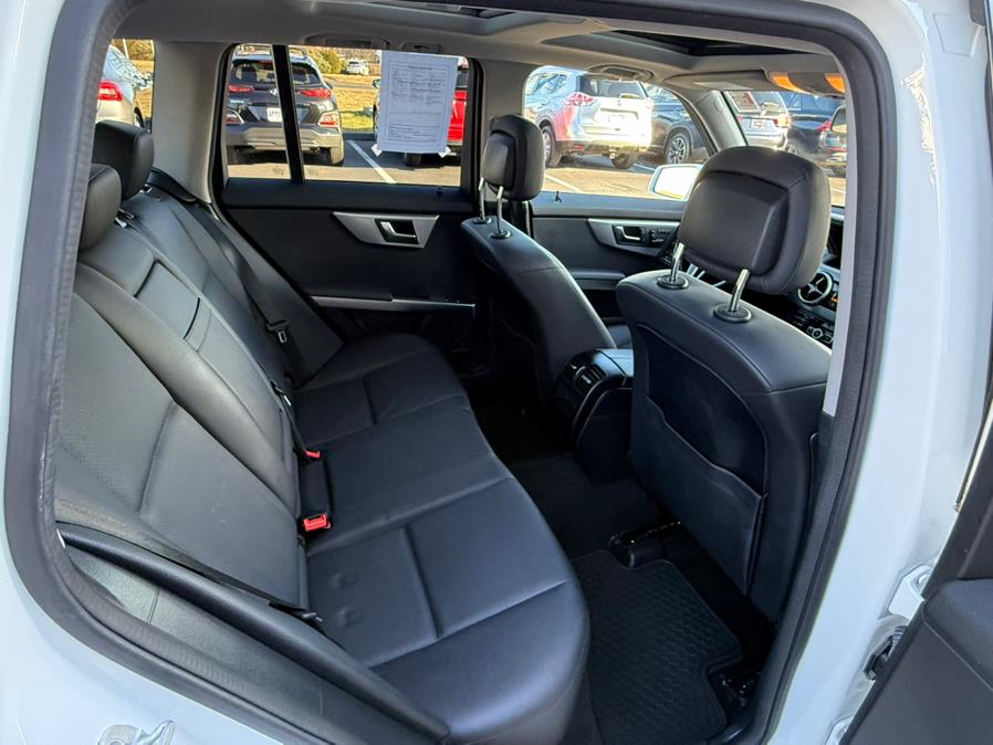 2015 Mercedes-Benz GLK-Class 4MATIC 4dr GLK 350 photo