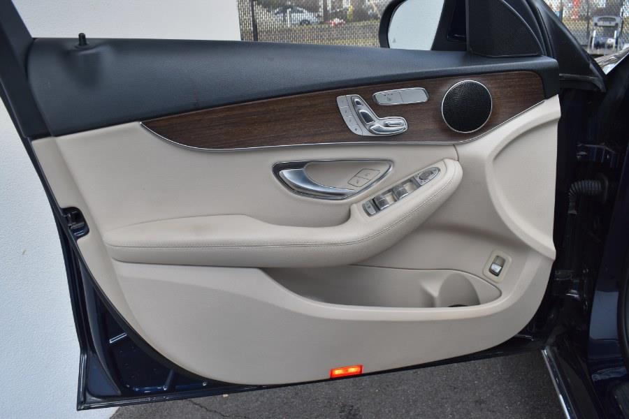2019 Mercedes-Benz C-Class C 300 4MATIC Sedan photo