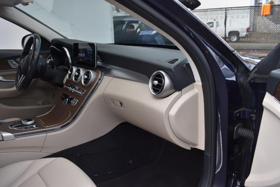 2019 Mercedes-Benz C-Class C 300 4MATIC Sedan photo