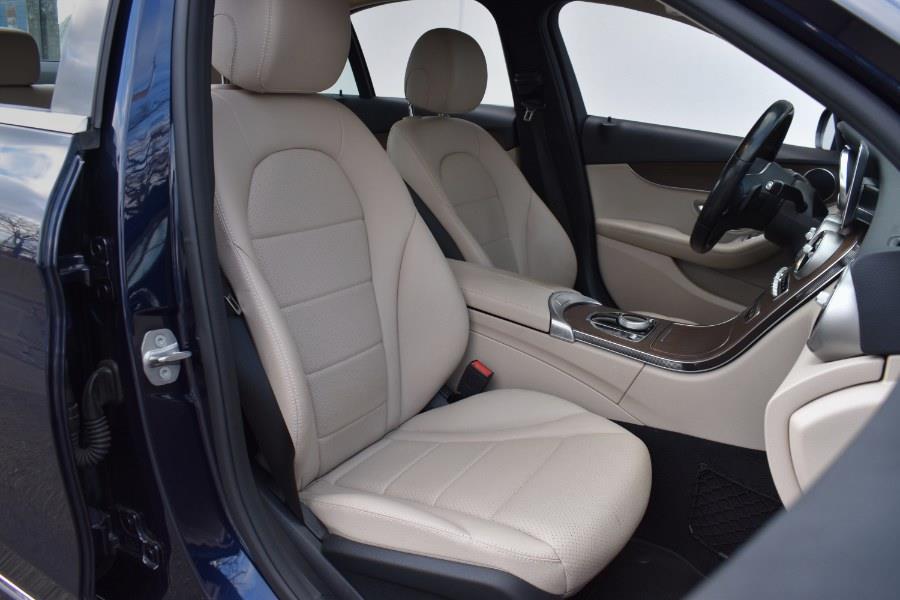 2019 Mercedes-Benz C-Class C 300 4MATIC Sedan photo