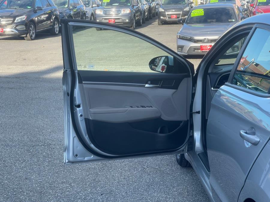 2020 Hyundai Elantra SE IVT SULEV photo
