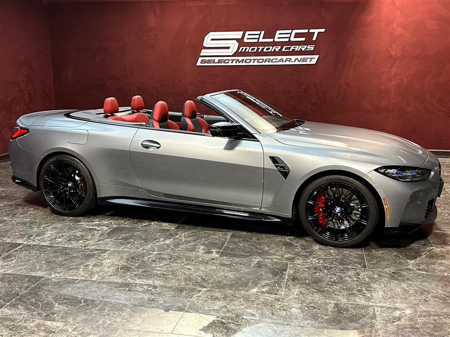 2022 BMW M4 Competition photo