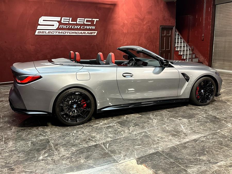 2022 BMW M4 Competition photo