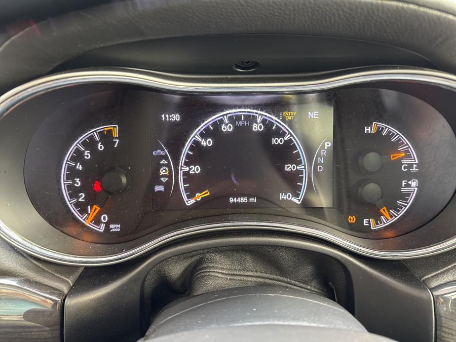 2019 Jeep Grand Cherokee Overland photo