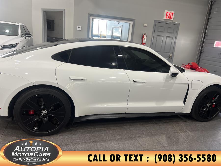 2021 Porsche Taycan 4S photo