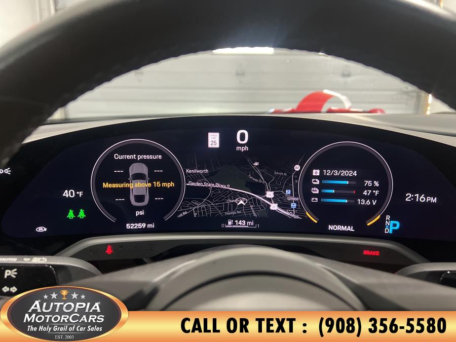 2021 Porsche Taycan 4S photo