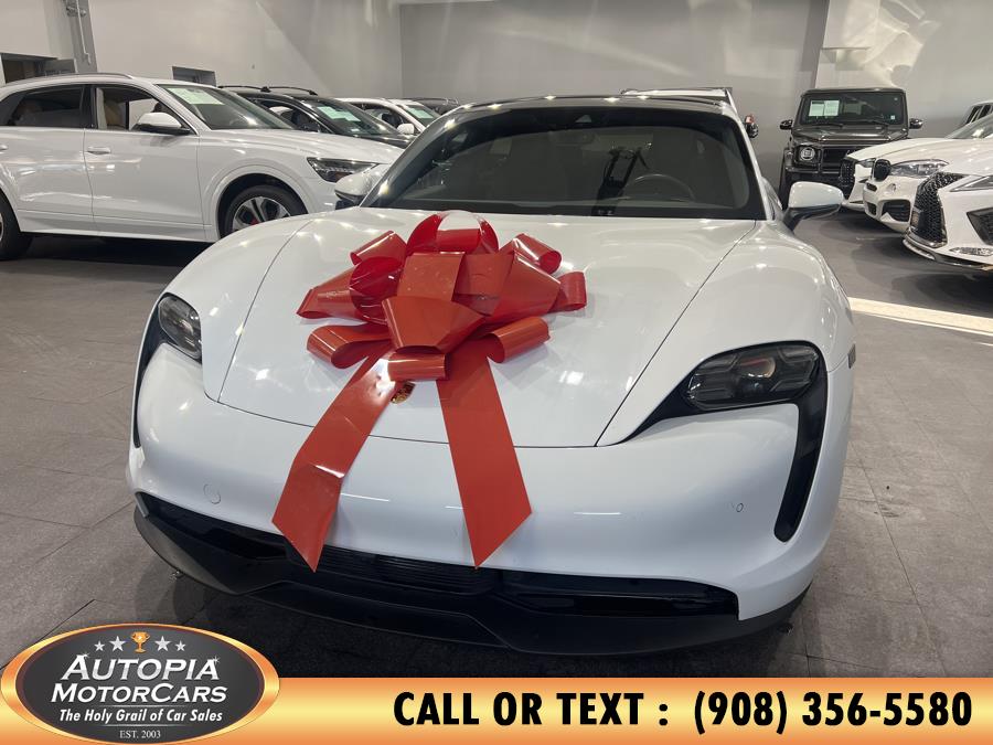 2021 Porsche Taycan 4S photo