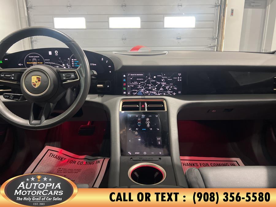 2021 Porsche Taycan 4S photo