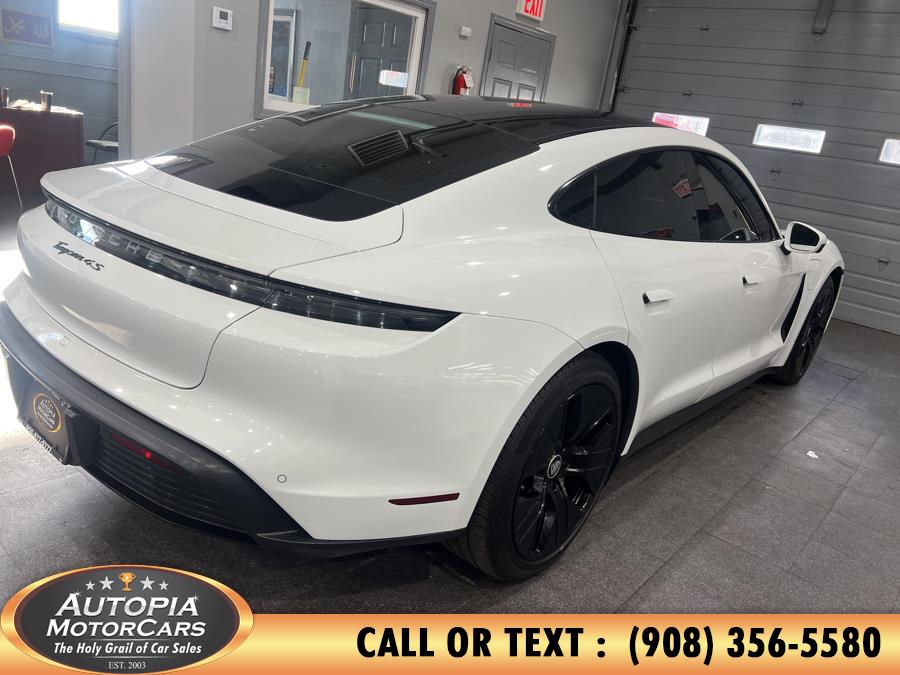 2021 Porsche Taycan 4S photo
