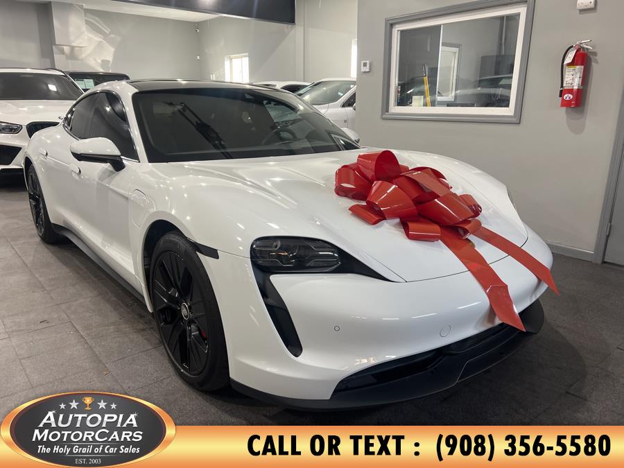 2021 Porsche Taycan 4S photo