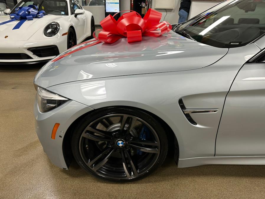 2018 BMW M4 Coupe photo