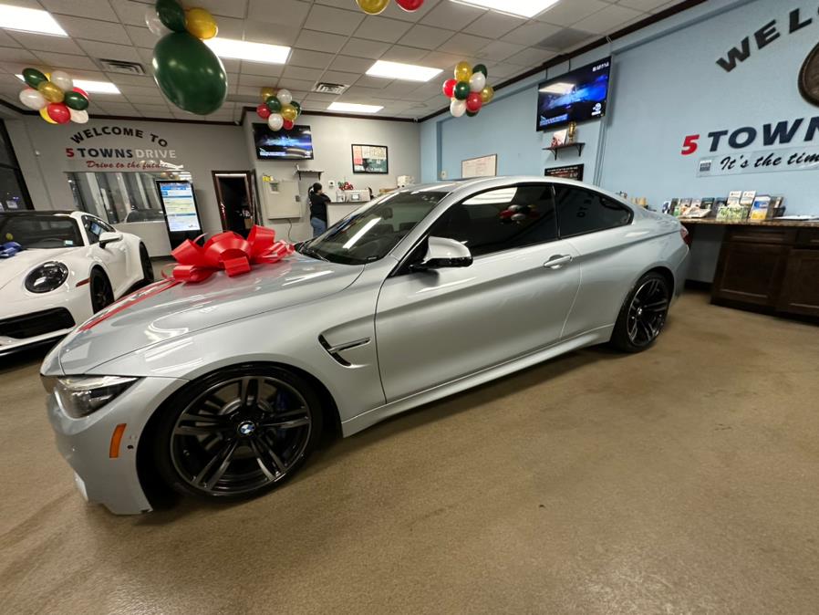 2018 BMW M4 Coupe photo