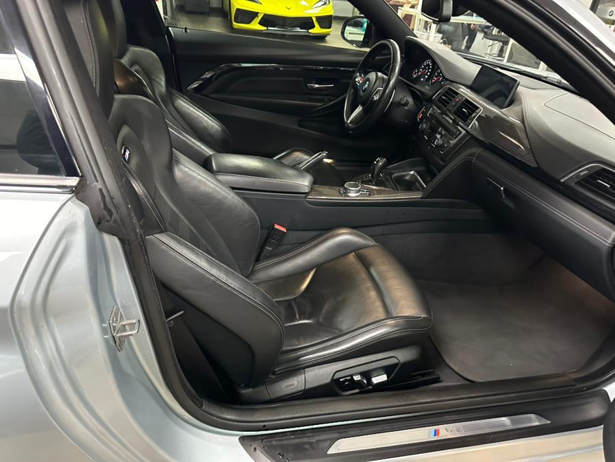 2018 BMW M4 Coupe photo