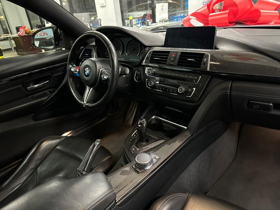 2018 BMW M4 Coupe photo