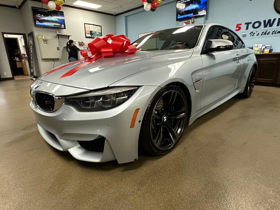 2018 BMW M4 Coupe photo