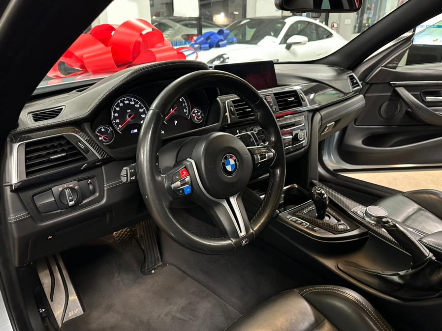 2018 BMW M4 Coupe photo
