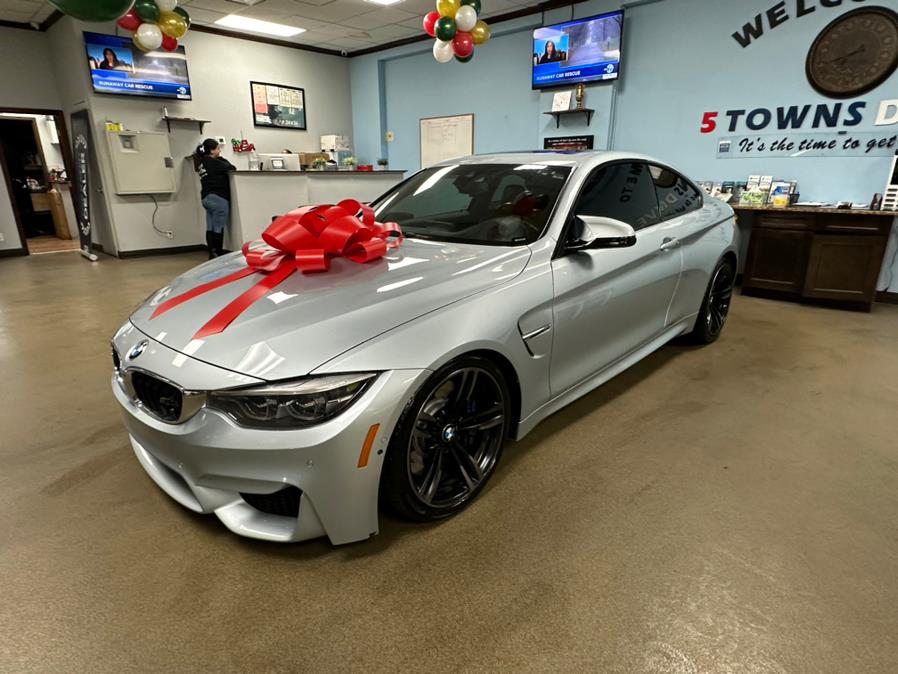 2018 BMW M4 Coupe photo