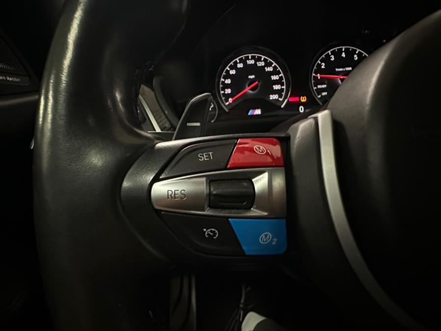 2018 BMW M4 Coupe photo