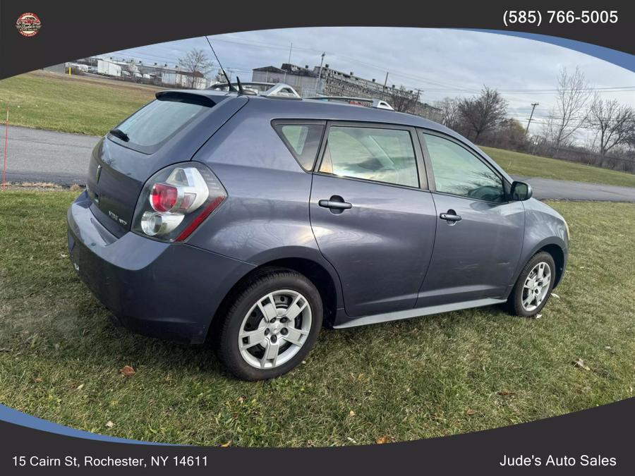 2009 Pontiac Vibe AWD photo