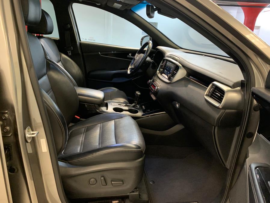 2019 Kia Sorento SX Limited V6 AWD photo
